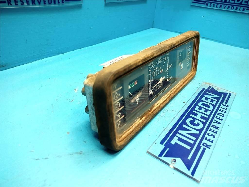 Fiat 680 Sähkö ja elektroniikka
