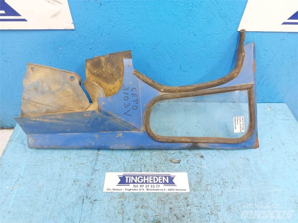 Ford 1000 Ohjaamo ja sisusta