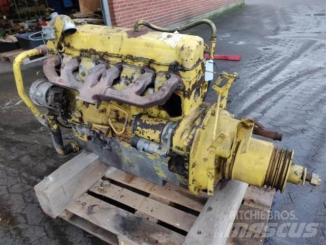 Ford 2704ET Moottorit