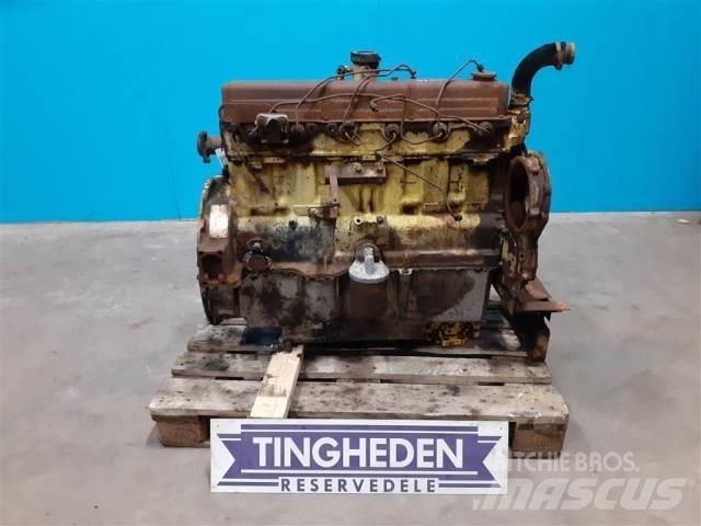 Ford 2713E Moottorit