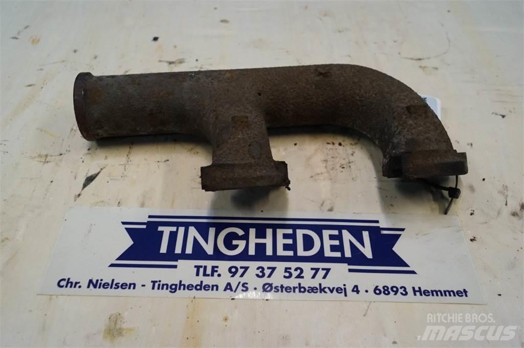 Ford 2713E Moottorit