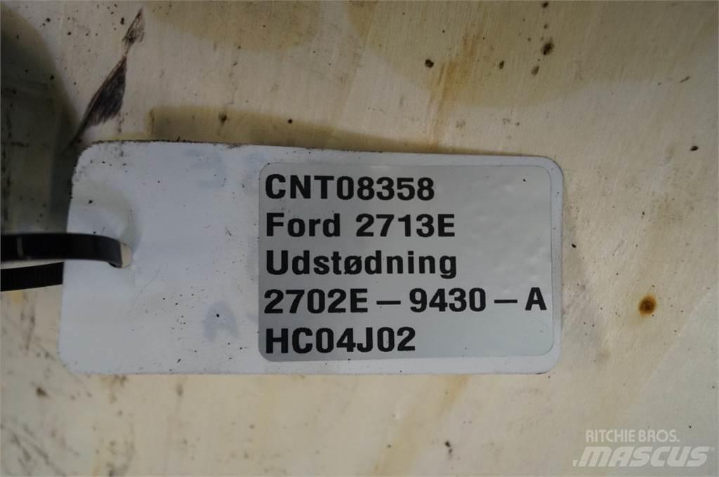 Ford 2713E Moottorit