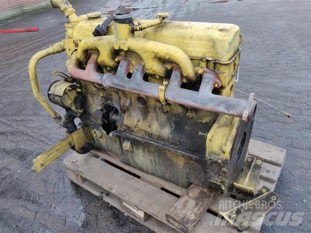 Ford 2715E Moottorit