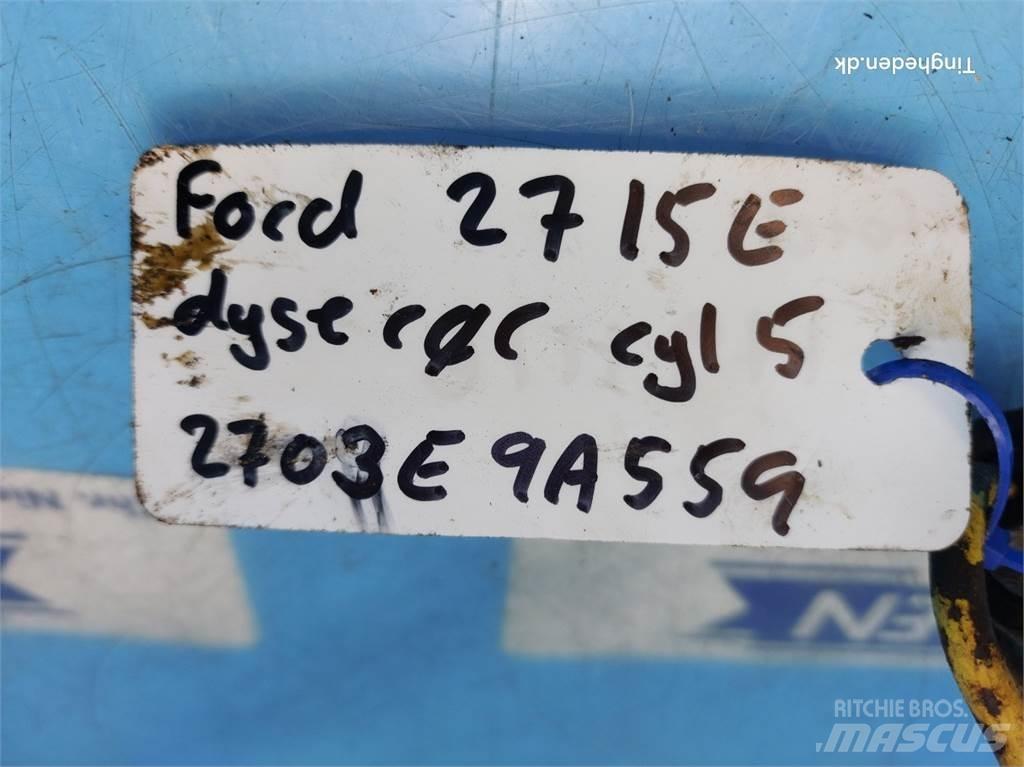 Ford 2715E Moottorit