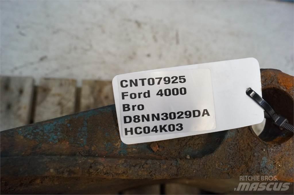 Ford 4000 Lisävarusteet ja komponentit