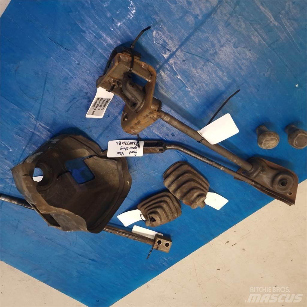 Ford 4610 Ohjaamo ja sisusta
