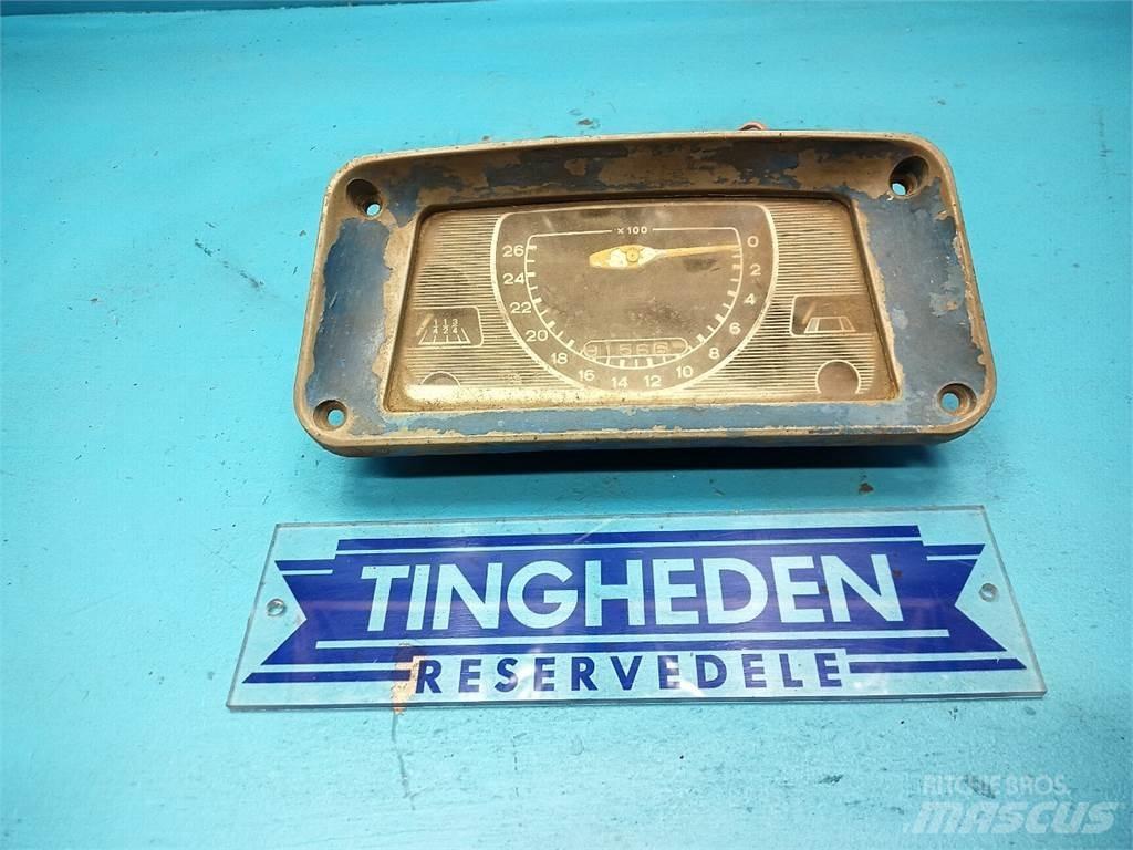 Ford 5000 Sähkö ja elektroniikka