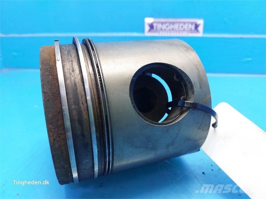 Ford 678 HT Moottorit