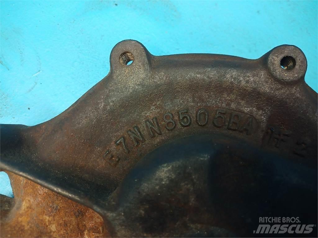 Ford 7910 Moottorit