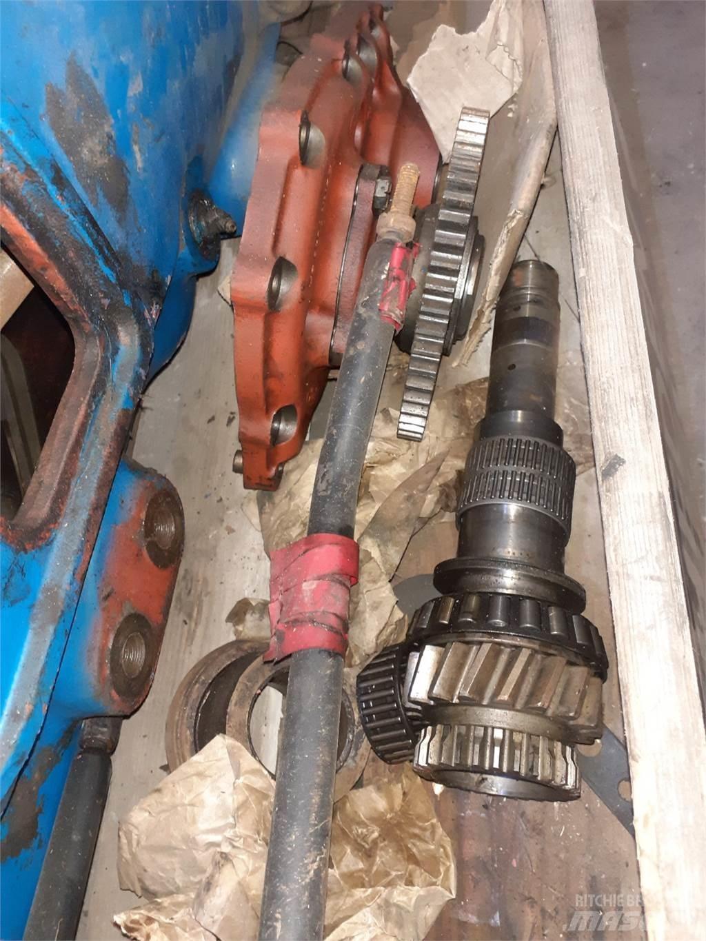 Ford 8210 Vaihteisto