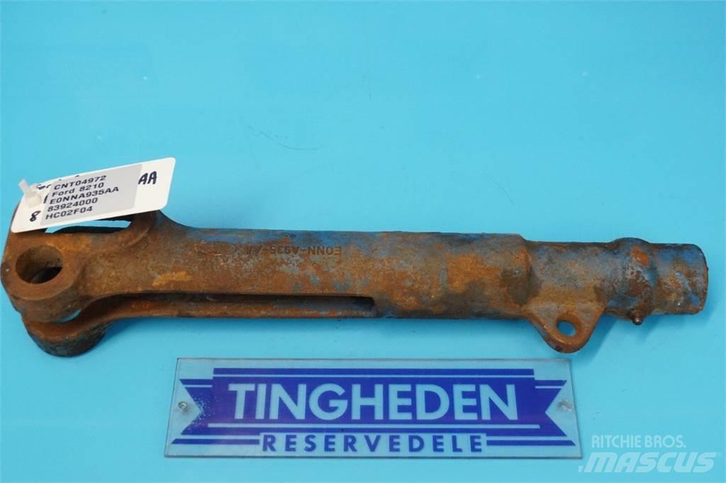Ford 8210 Lisävarusteet ja komponentit