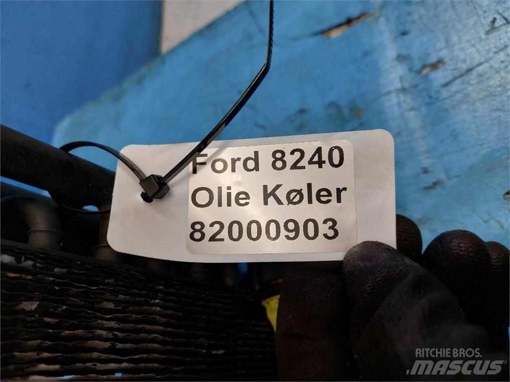 Ford 8240 Jäähdyttimet