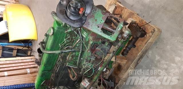 Ford 826F Moottorit