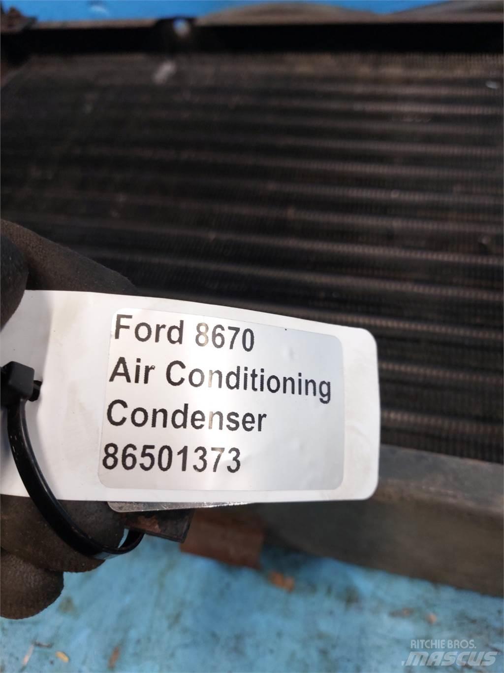 Ford 8670 Jäähdyttimet