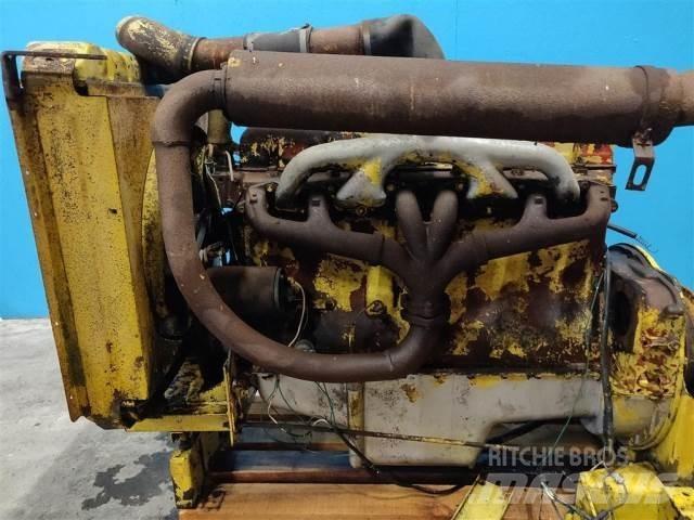Ford Trader 590E Moottorit