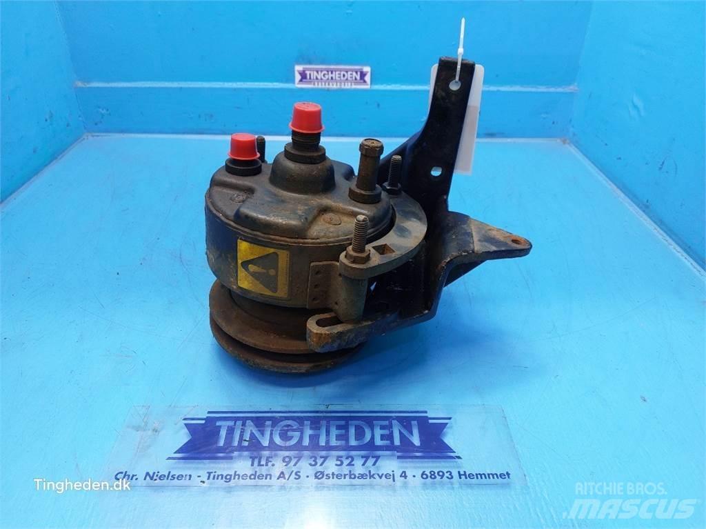 Ford TW15 Jäähdyttimet