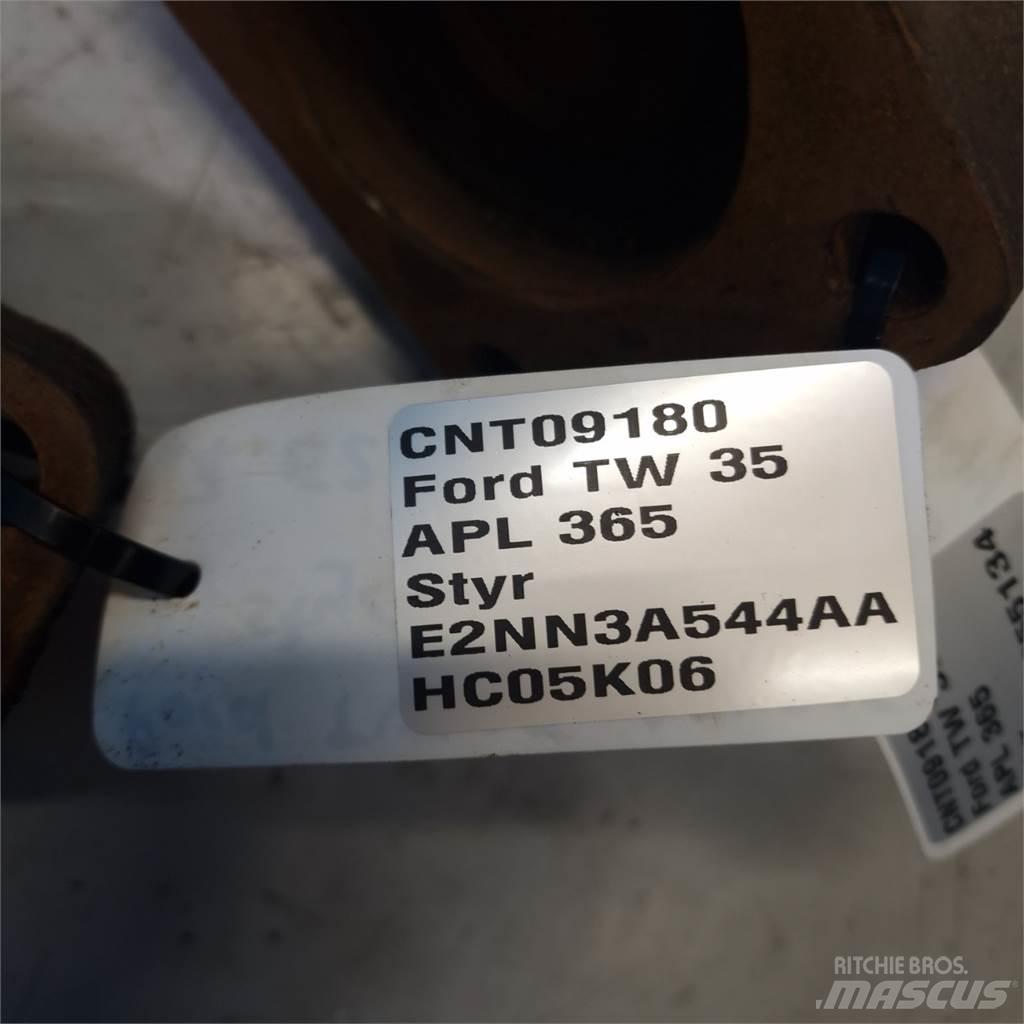 Ford TW35 Lisävarusteet ja komponentit