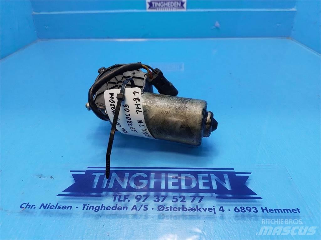 Gehl AL750 Sähkö ja elektroniikka