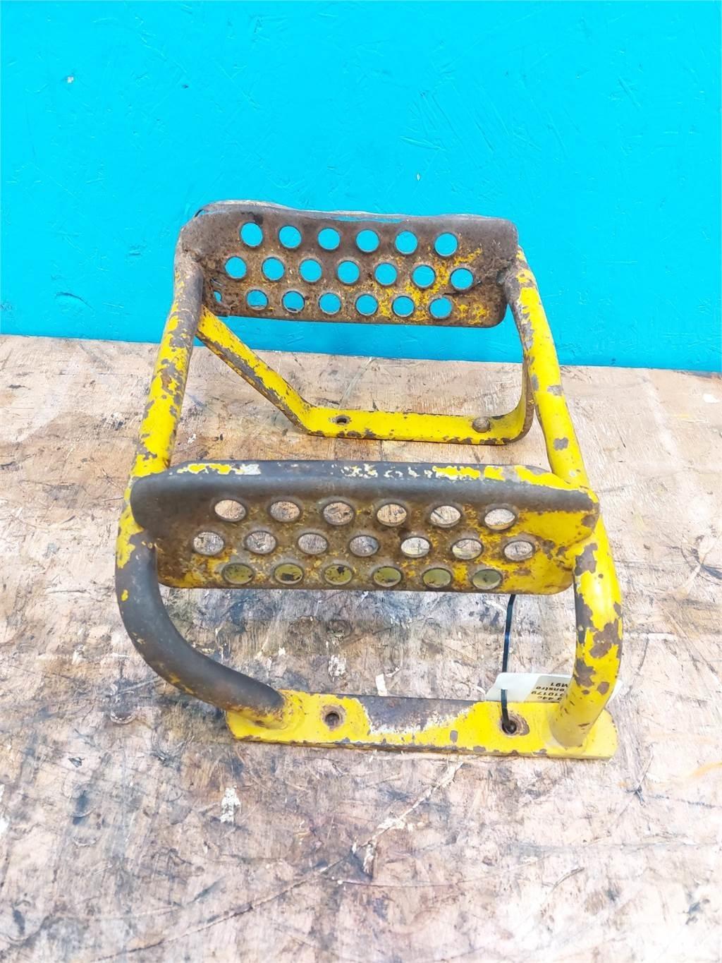  Hannonag 44C Seulakauhat