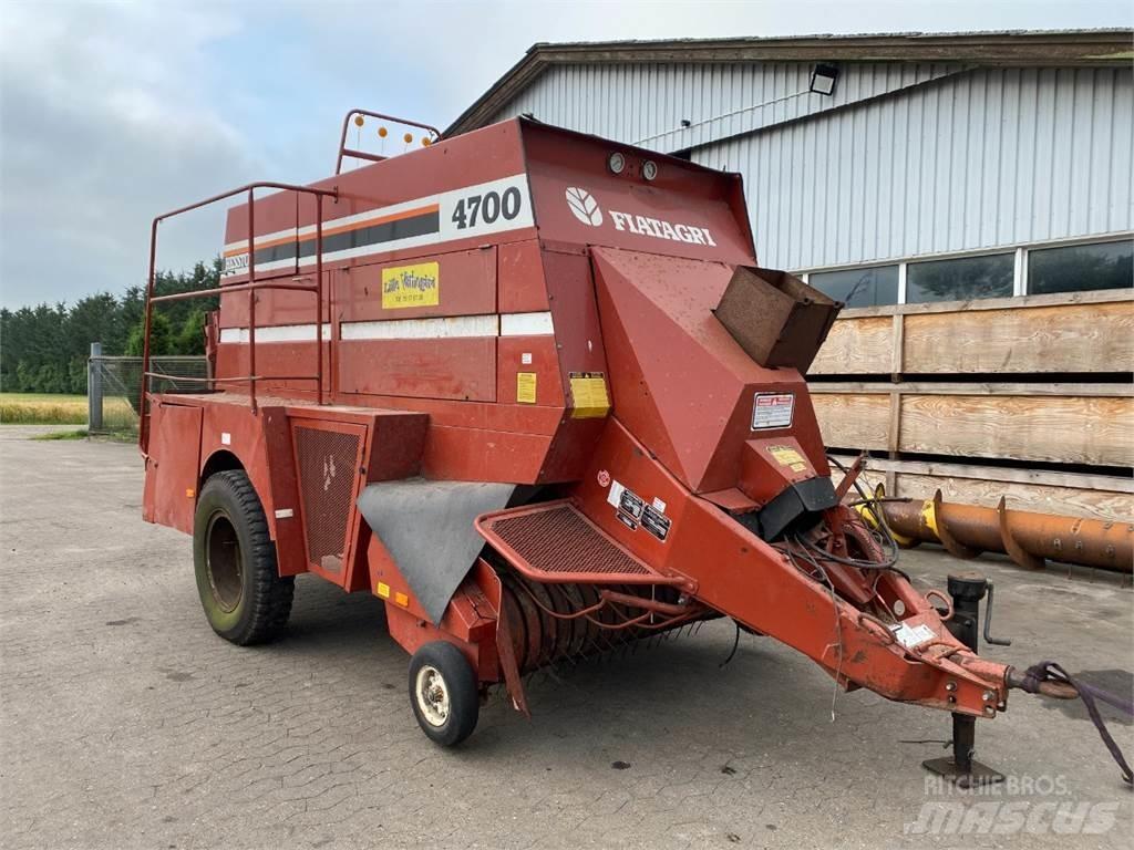 Hesston 4700 Kanttipaalaimet