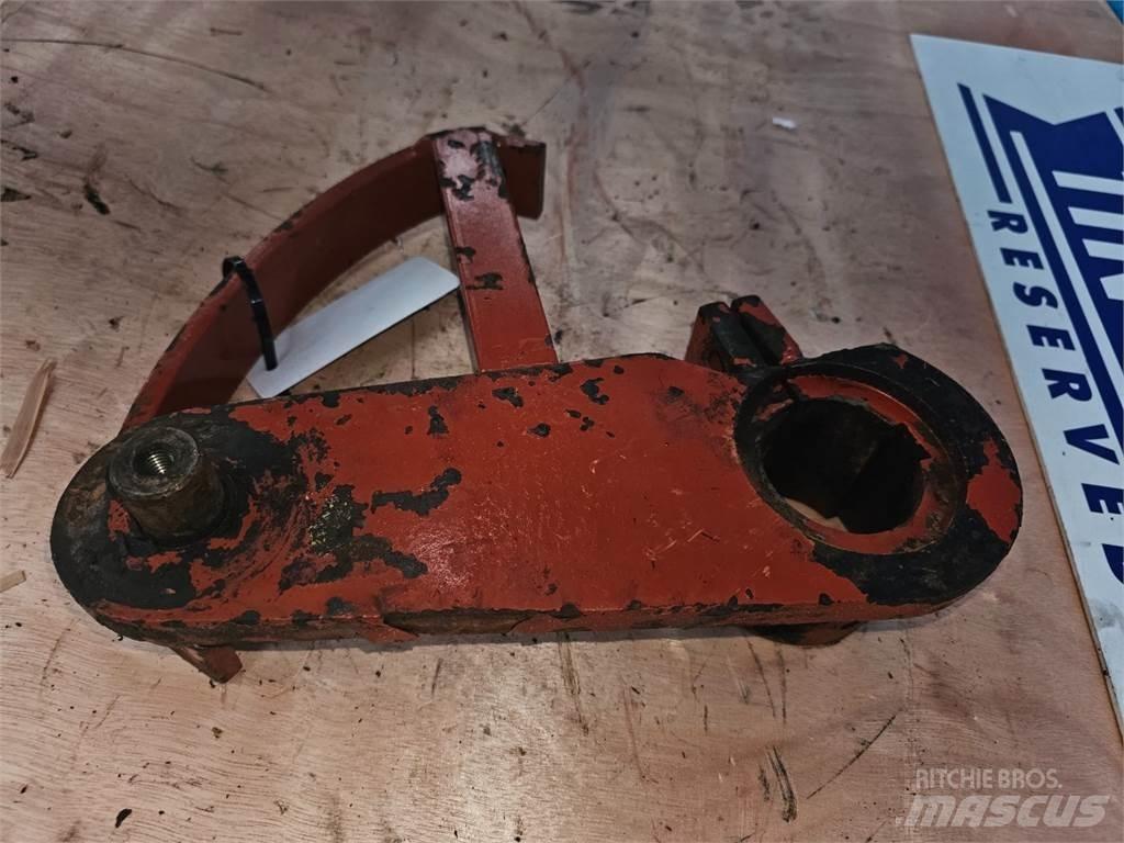 Hesston 4700 Muut heinä- ja tuorerehukoneet
