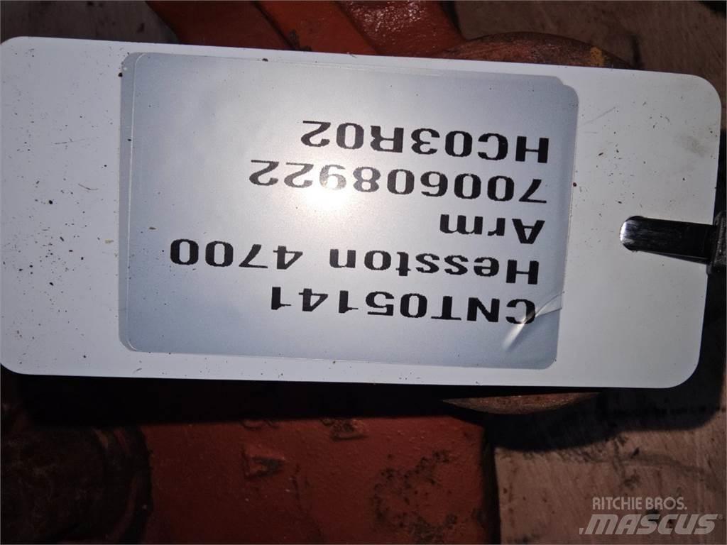 Hesston 4700 Paalipihdit