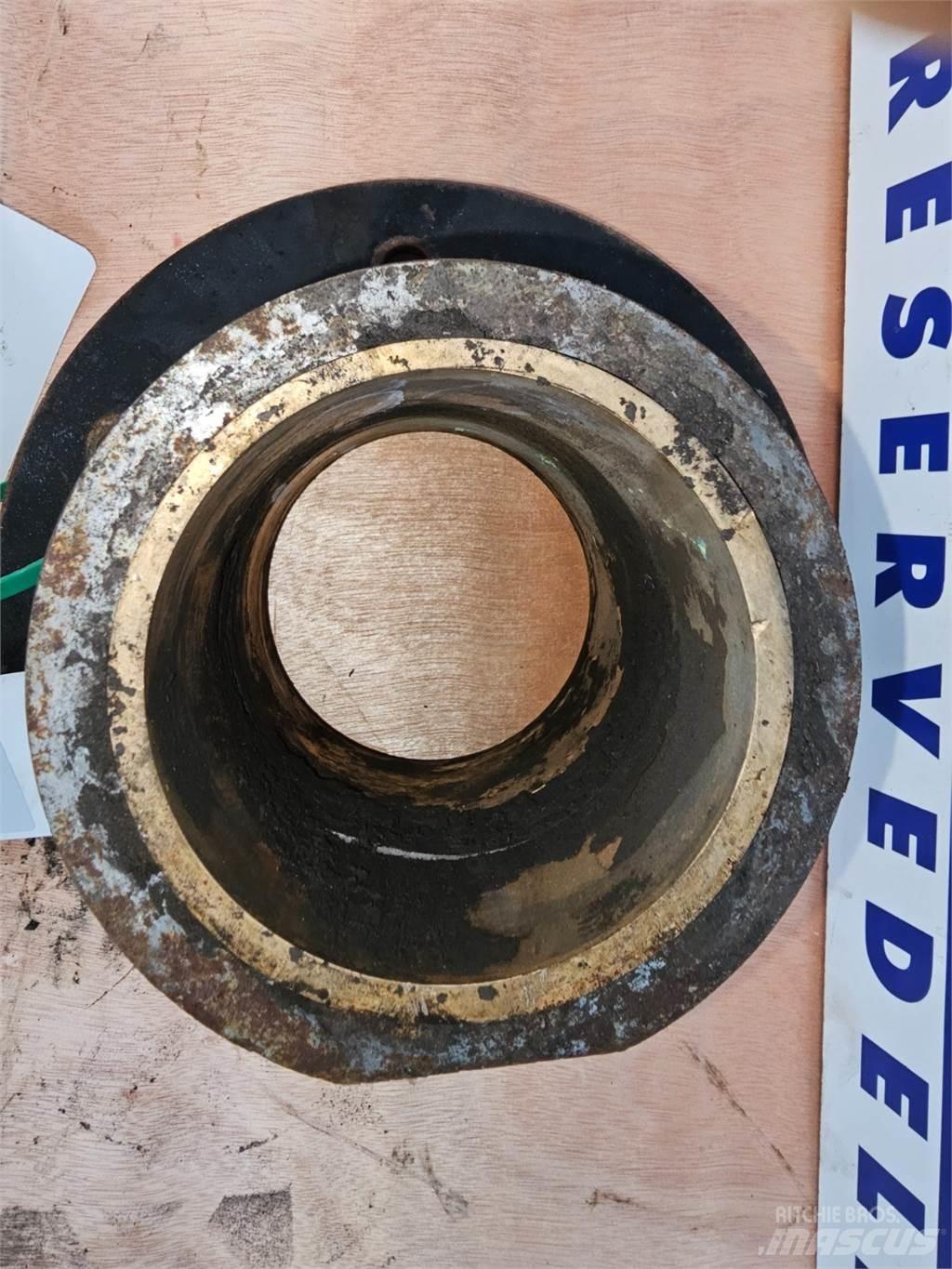 Hesston 4700 Muut heinä- ja tuorerehukoneet