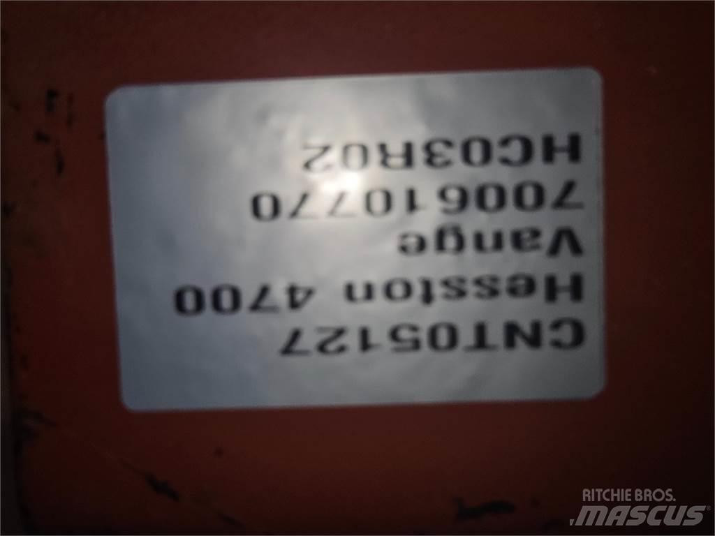 Hesston 4700 Muut maatalouskoneet
