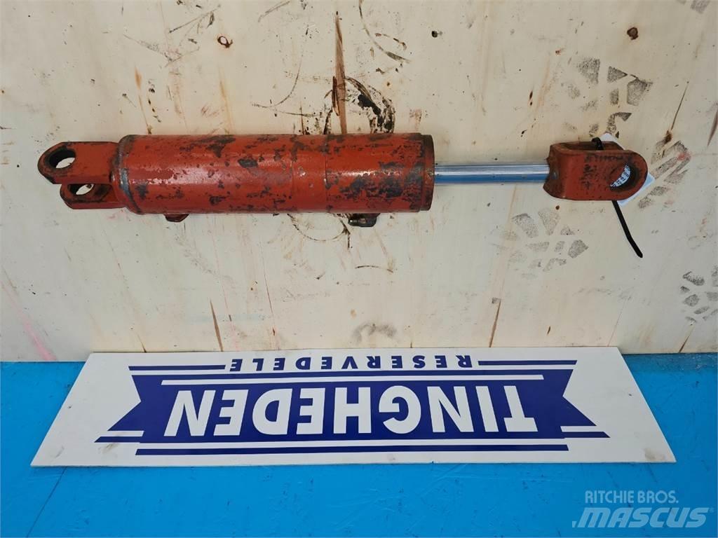 Hesston 4700 Hydrauliikka