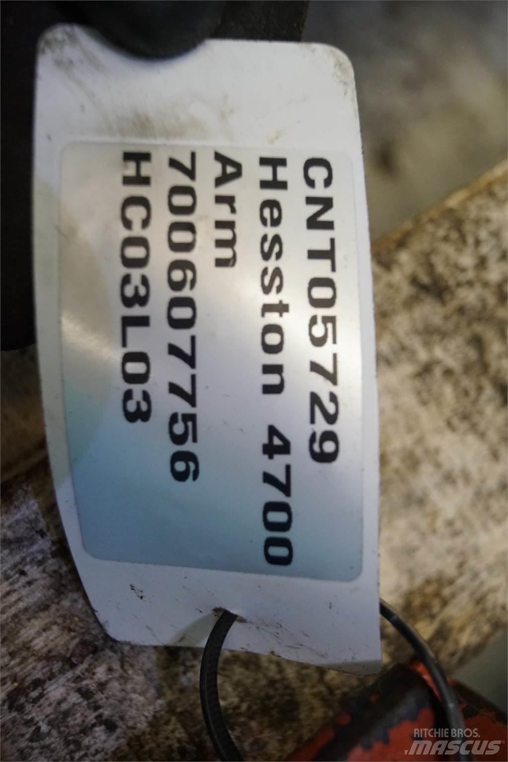 Hesston 4700 Muut maatalouskoneet