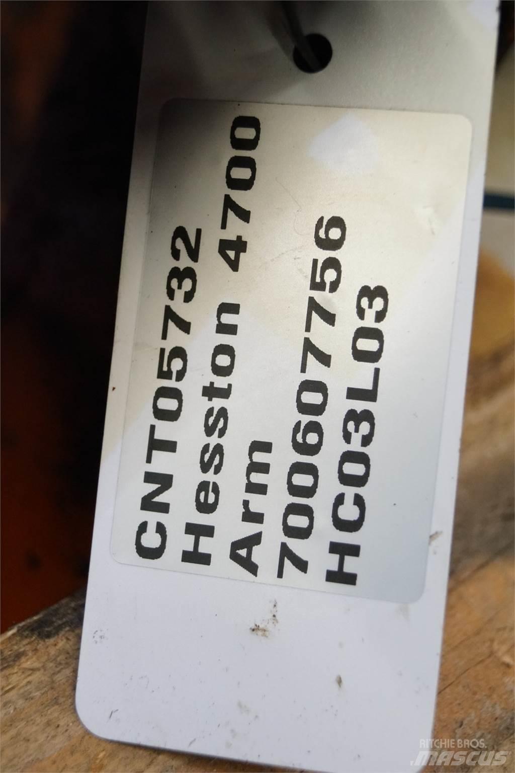 Hesston 4700 Muut maatalouskoneet