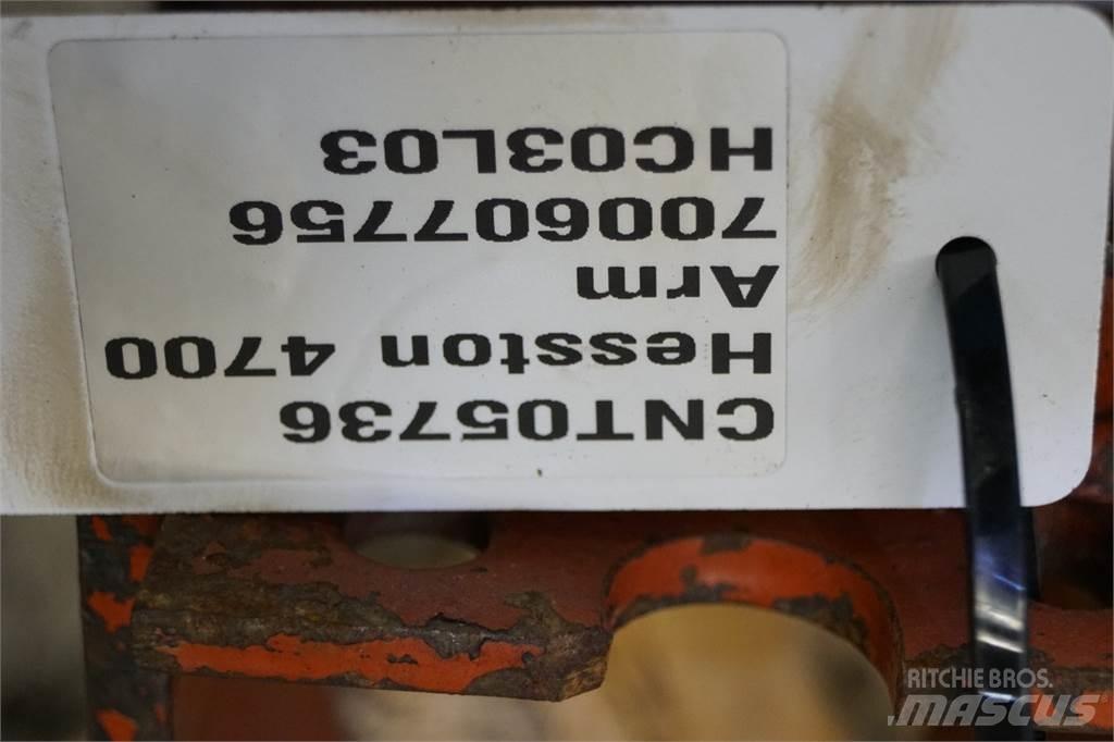 Hesston 4700 Muut maatalouskoneet
