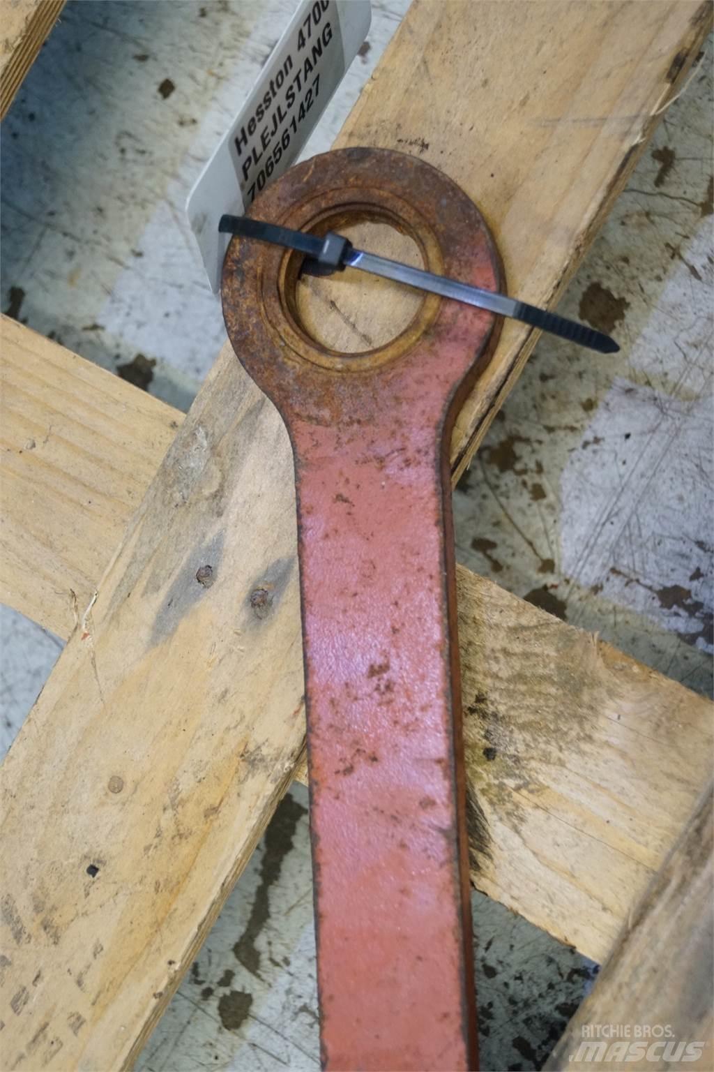 Hesston 4700 Muut maatalouskoneet