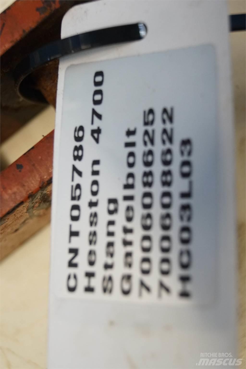 Hesston 4700 Muut maatalouskoneet