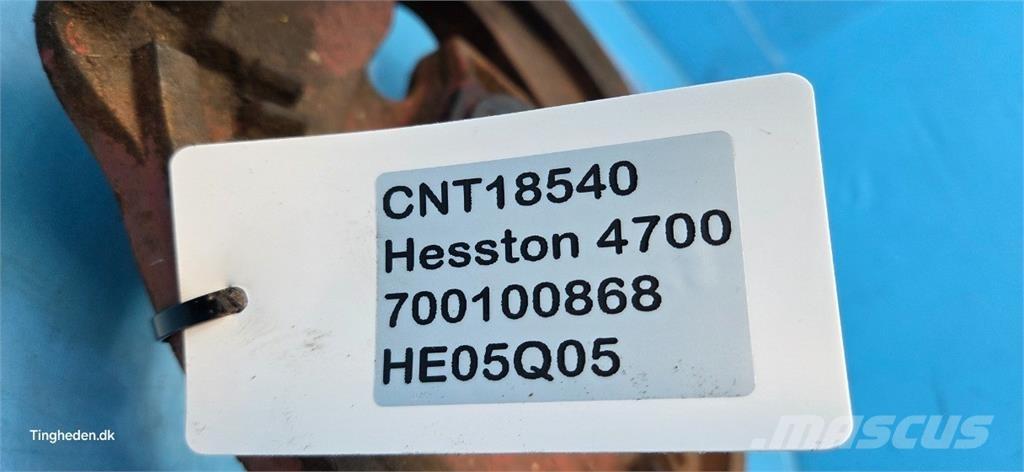 Hesston 4700 Muut heinä- ja tuorerehukoneet