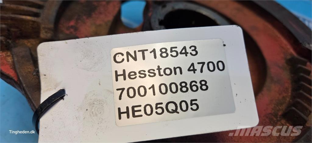 Hesston 4700 Muut heinä- ja tuorerehukoneet