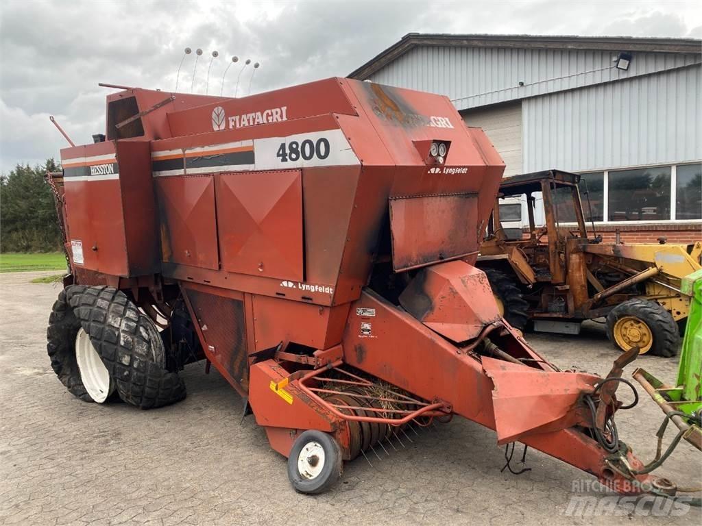 Hesston 4800 Kanttipaalaimet