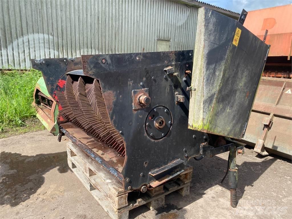 Hesston 4860 Lisävarusteet ja komponentit