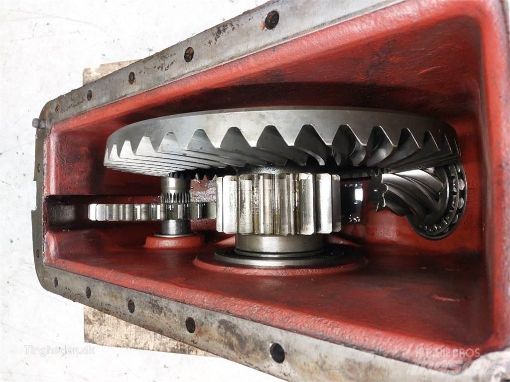 Hesston 4860 Vaihteisto