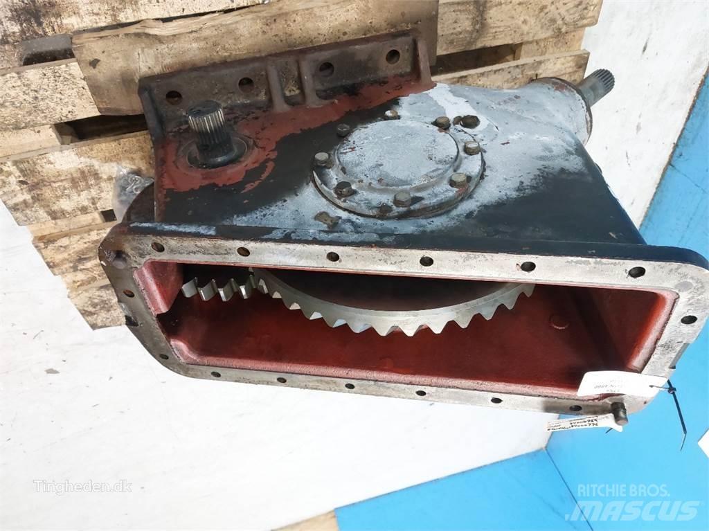 Hesston 4860 Vaihteisto