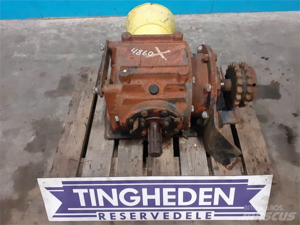 Hesston 4860S Vaihteisto