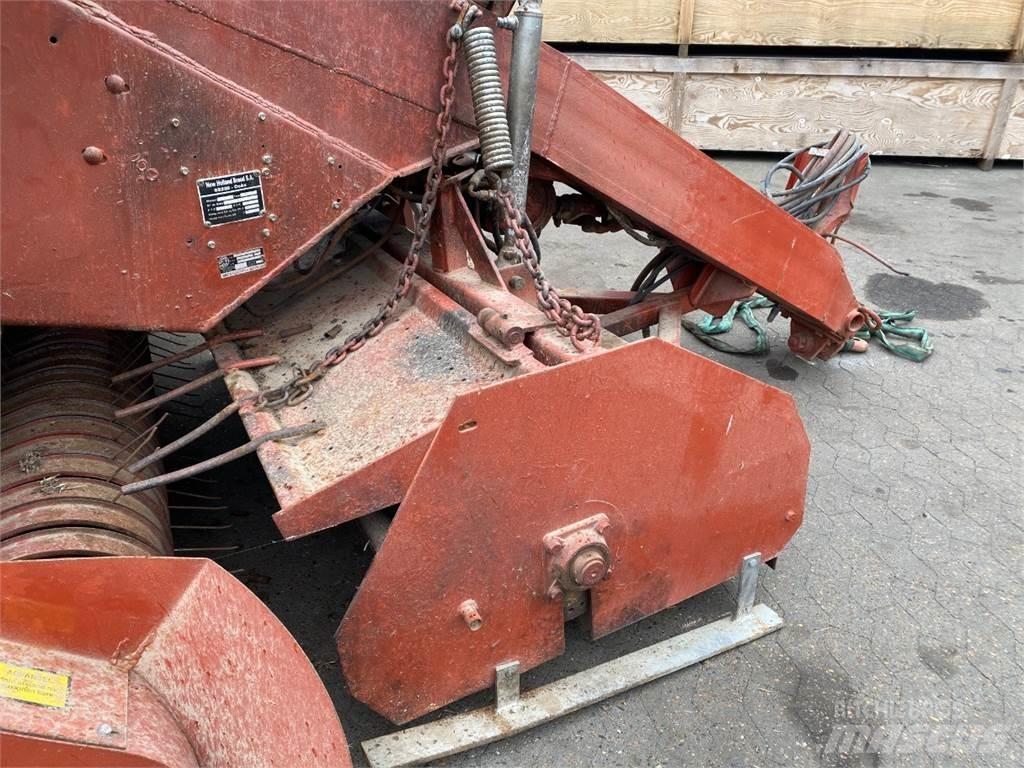 Hesston 4900 Kanttipaalaimet