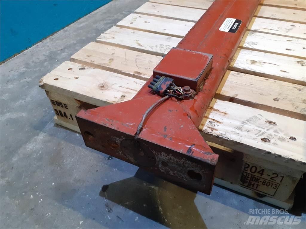 Hesston 4900 Muut heinä- ja tuorerehukoneet