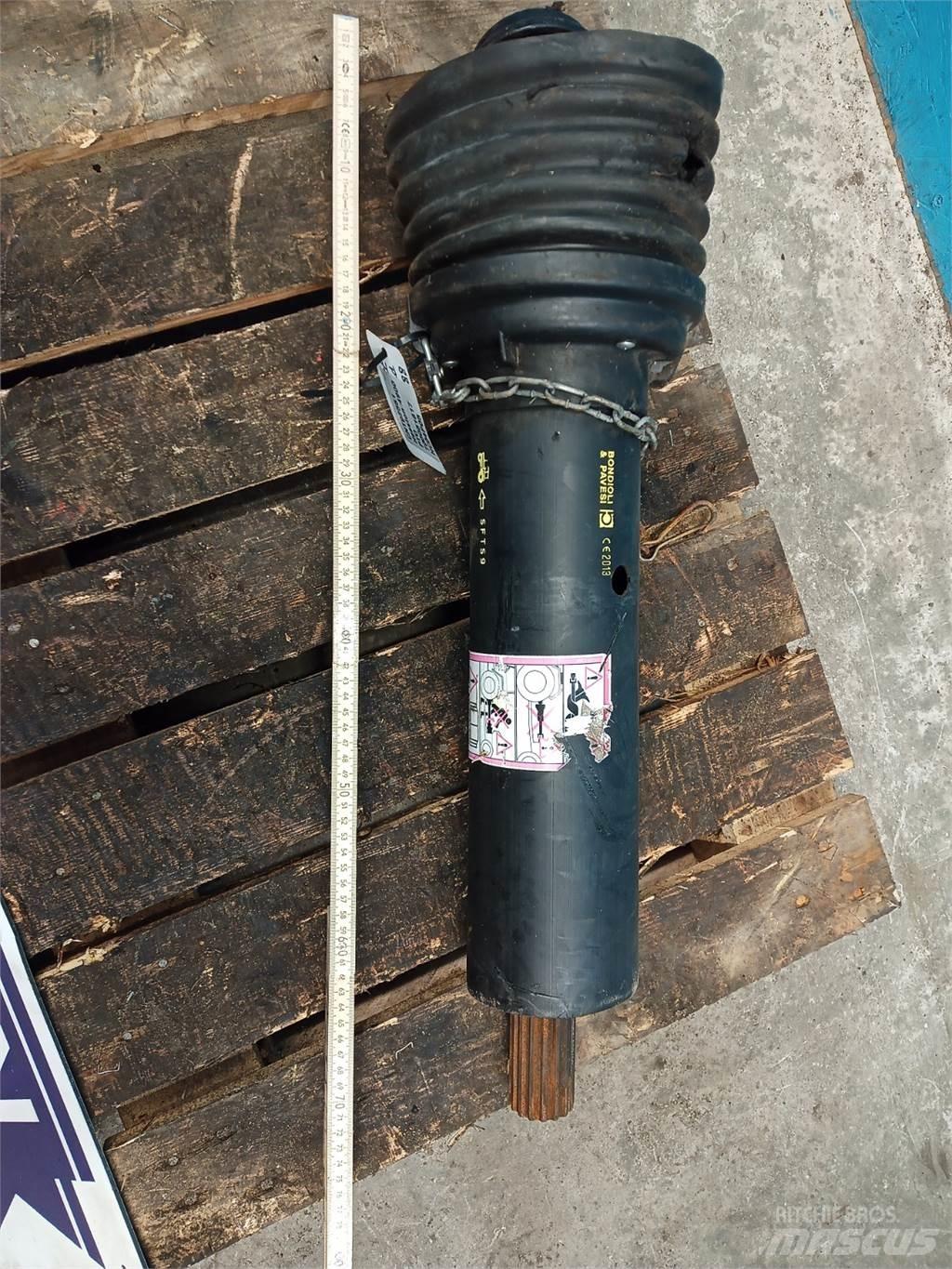 Hesston 4900 Lisävarusteet ja komponentit