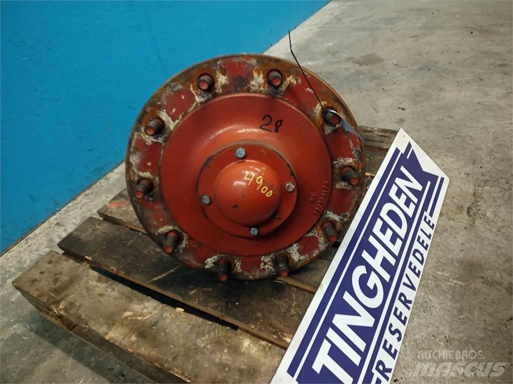 Hesston 4900 Akselit