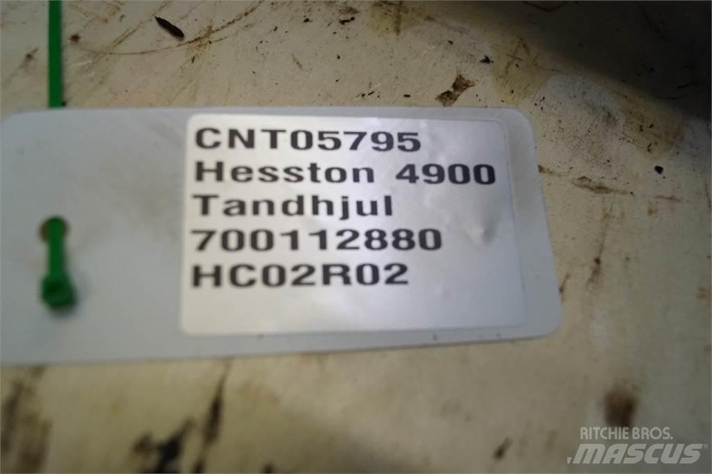 Hesston 4900 Muut heinä- ja tuorerehukoneet