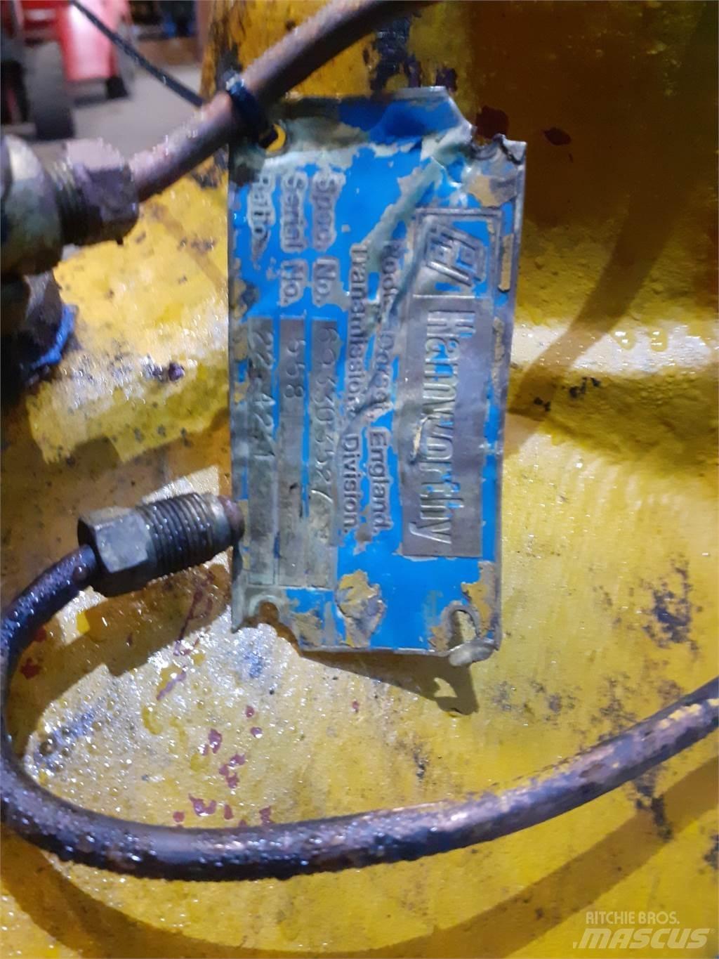 Hydrema 805 Akselit