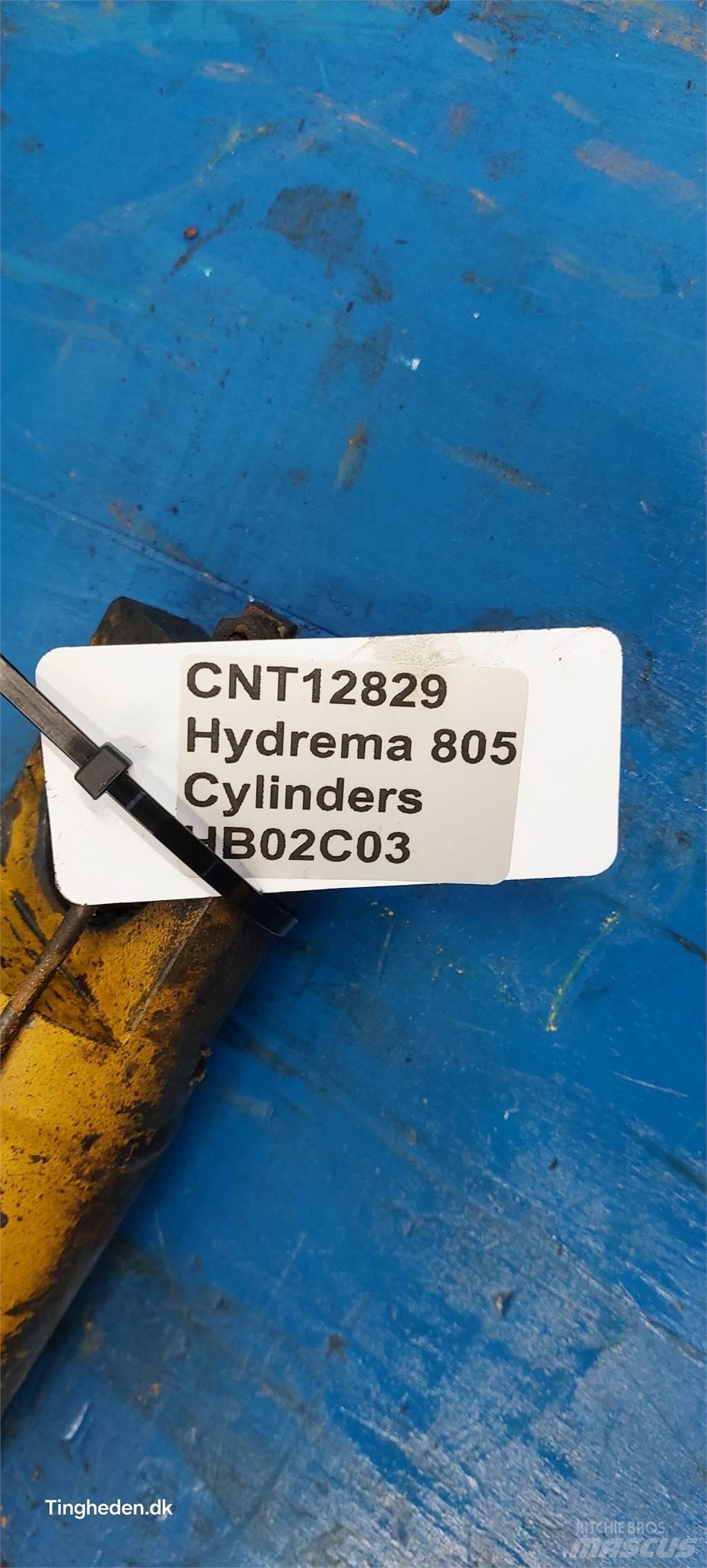 Hydrema 805 Akselit