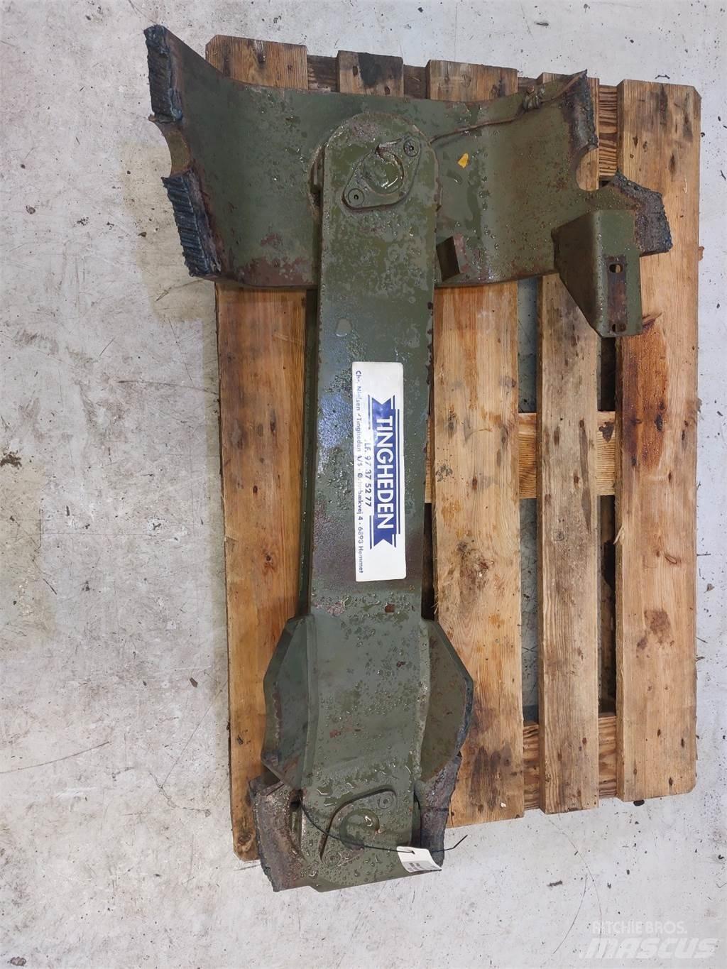 Hydrema 806 Akselit