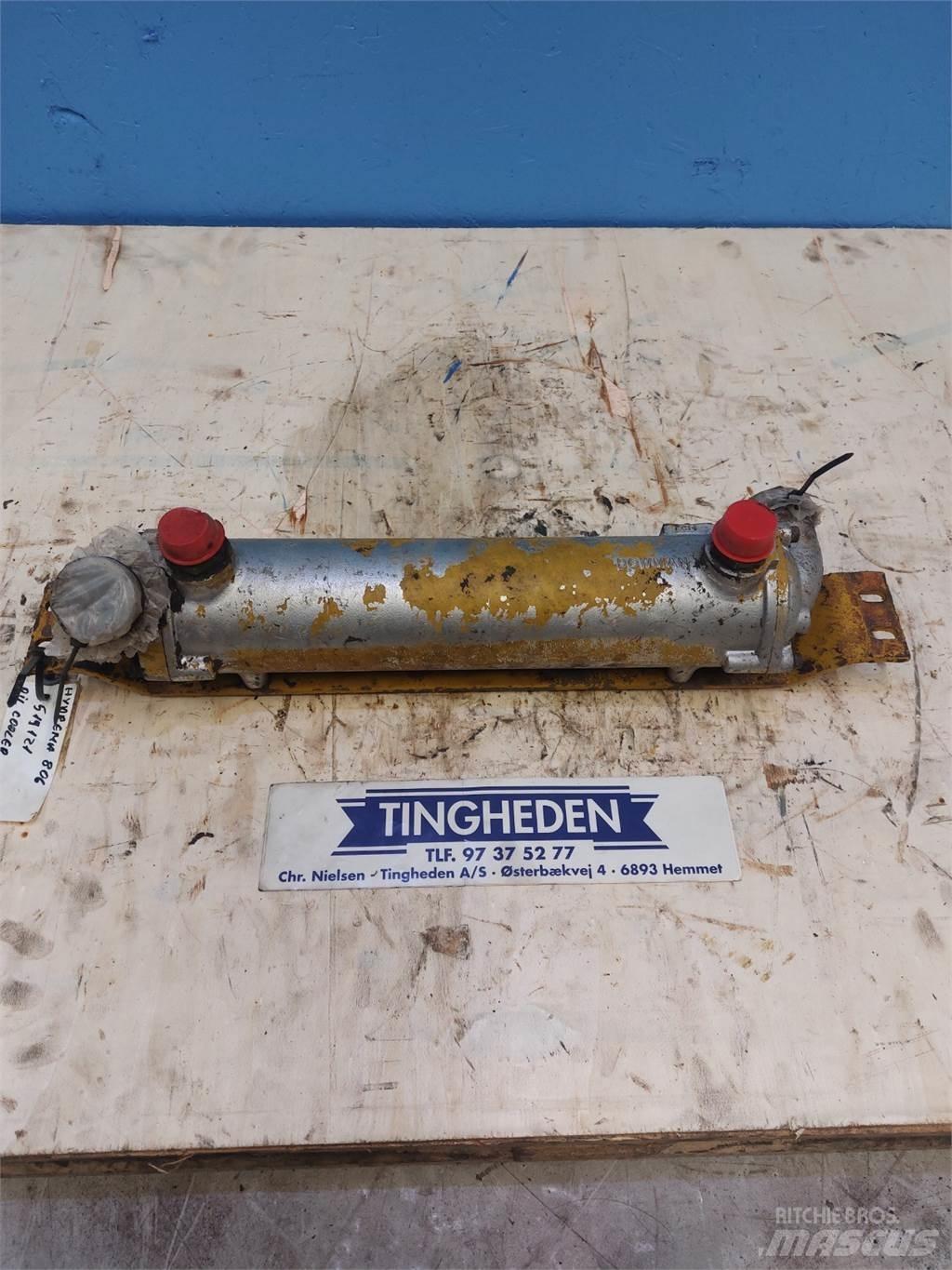 Hydrema 806 Jäähdyttimet